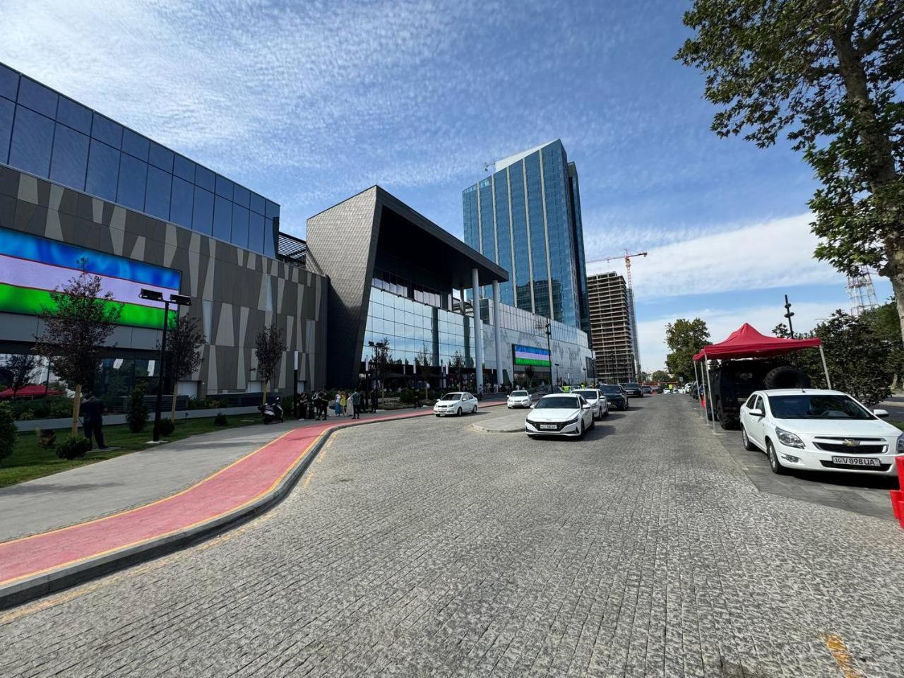 Abay Street- Tashkent City Center Exterior photo