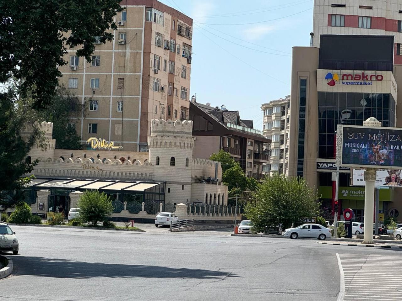 Abay Street- Tashkent City Center Exterior photo