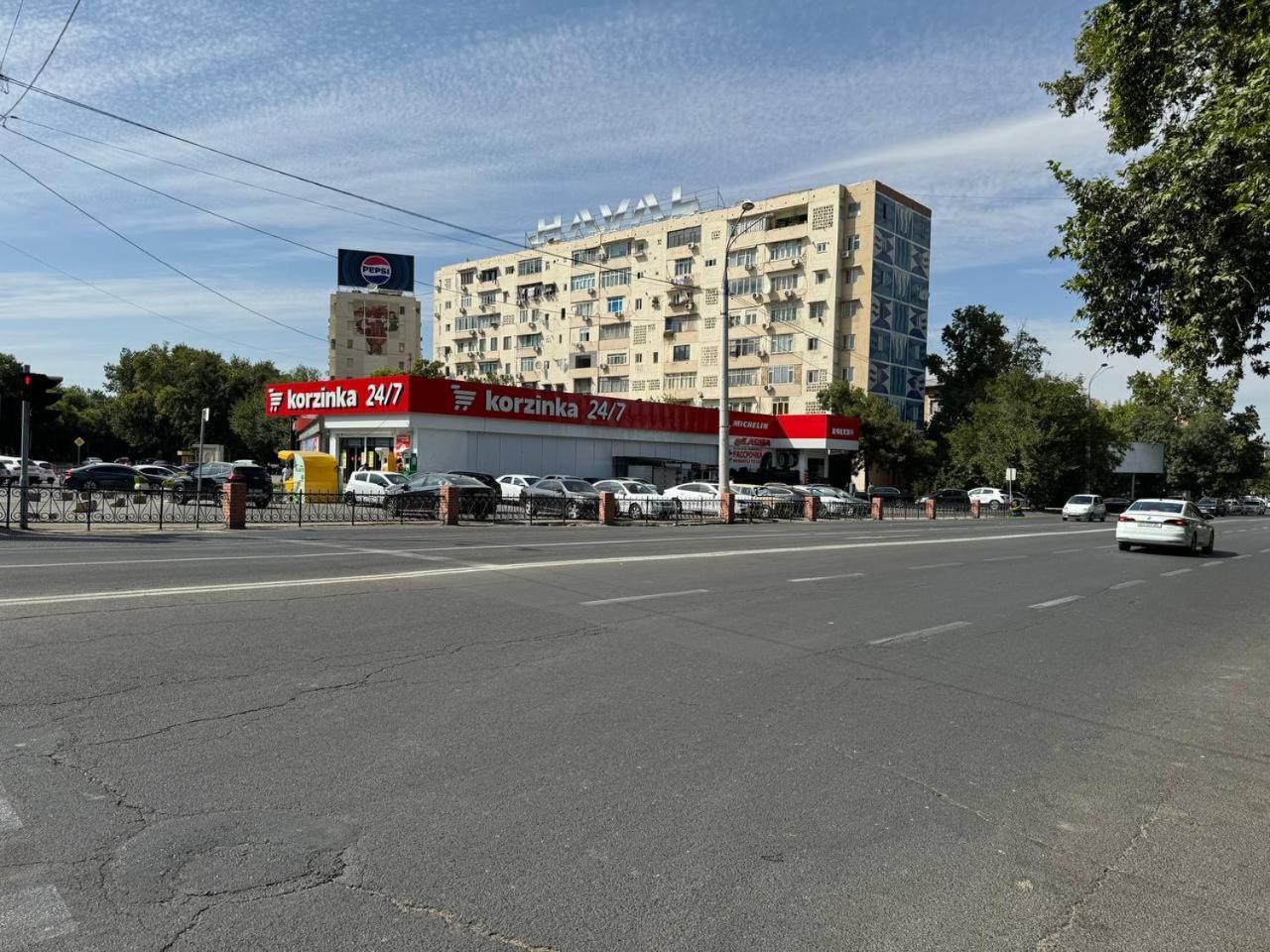 Abay Street- Tashkent City Center Exterior photo